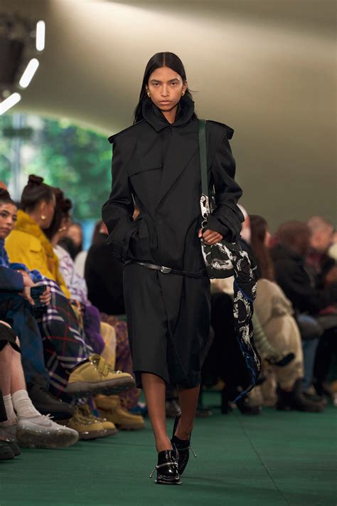 burberry s24|burberry runway 2024.